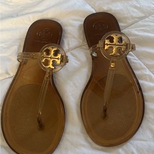 Tory burch size7 brown